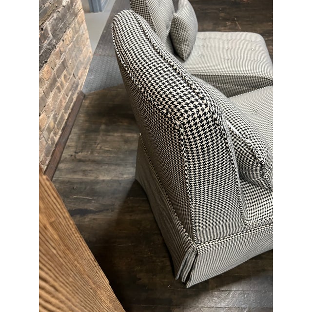 Mid-Century Modern 1960s Mid-Century Pair of Edward Wormley for Dunbar Slipper Chairs For Sale - Image 3 of 9