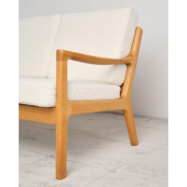 Mid-Century Danish Three-Seater Sofa in Oak with Bouclé Cover by Ole Wanscher for France & Son, 1950s For Sale - Image 9 of 18