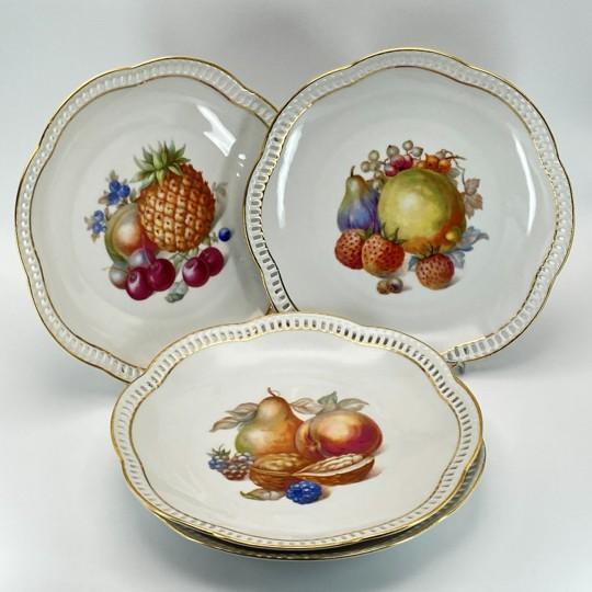 Set of four vintage 1950s Schumann Arzberg (Bavaria/Germany) porcelain fruit plates. Made of fine porcelain with vibrant...