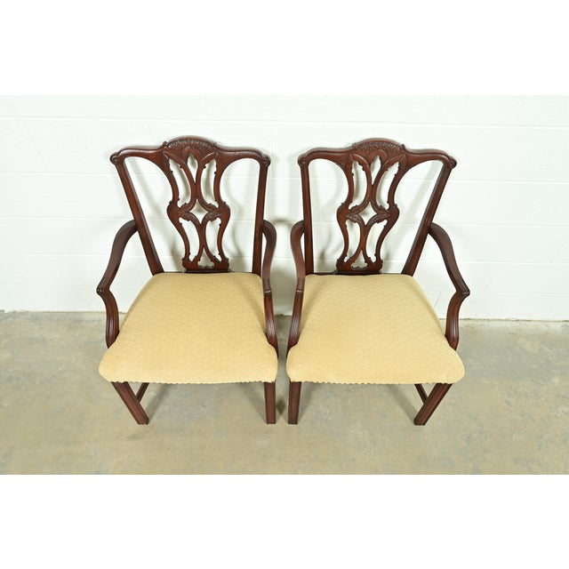 1980s Baker Furniture Style Georgian Carved Mahogany Armchairs or Dining Captain Chairs, Pair For Sale - Image 5 of 14