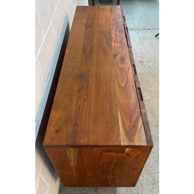 Late 20th Century Organic Modern Mahogany Credenza With S-Shaped Live-Edge Doors For Sale - Image 10 of 17