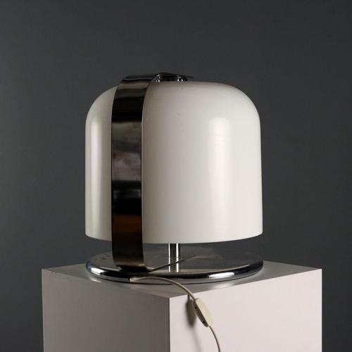 Guzzini Vintage Alvise Lamp by Luigi Massoni for Guzzini, 1960s For Sale - Image 4 of 8