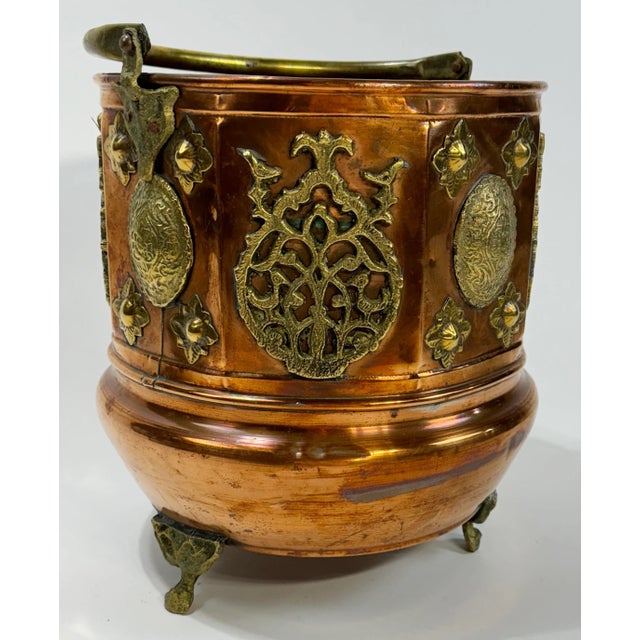Antique 19th Century Copper and Brass Coal Scuttle or Planter For Sale In Kansas City - Image 6 of 11