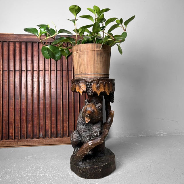 Wood Wood Carved Bear Stand, Ainu Art, Hokkaido, Japan, 1960s For Sale - Image 7 of 18