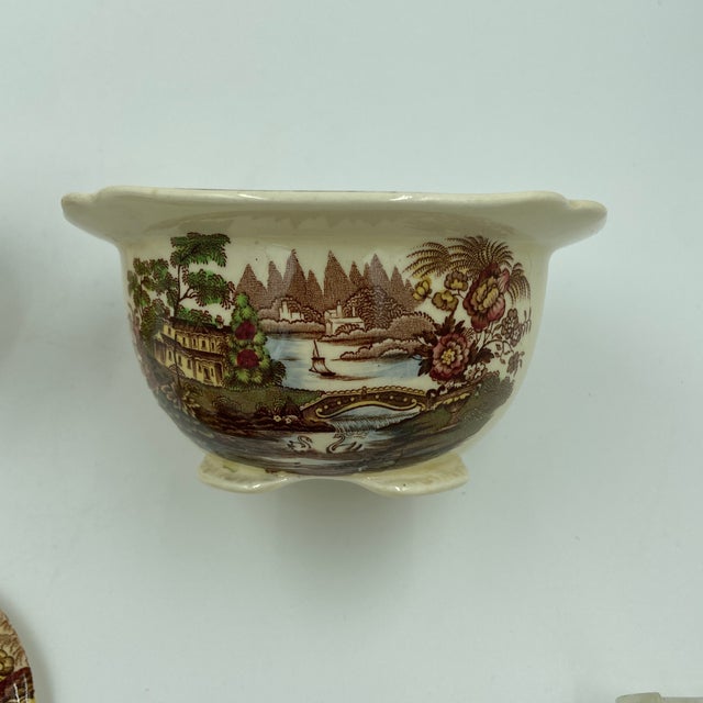 Cream Vintage Royal Staffordshire "Tonquin" Creamer and Sugar Bowl Set by Clarice Cliff For Sale - Image 8 of 12