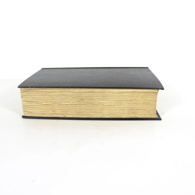 1970s 1972 Amy Vanderbilt’s Etiquette the Guide to Gracious Living Hard Cover Book Hardcover For Sale - Image 5 of 11