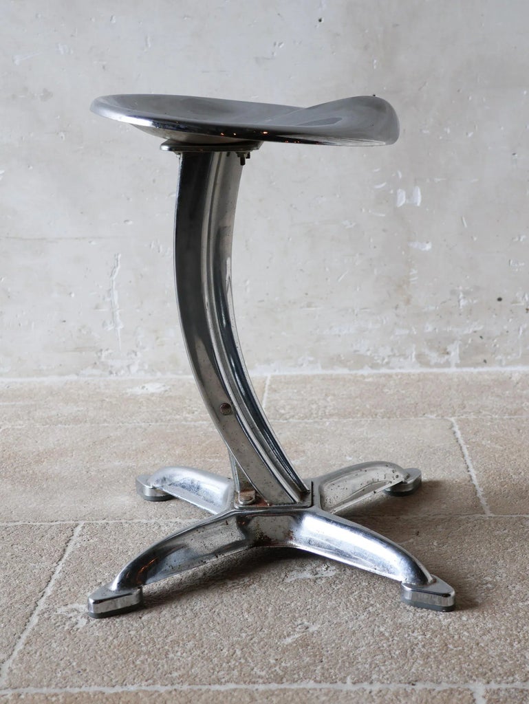 lotus-stools-by-yasu-sasamoto-