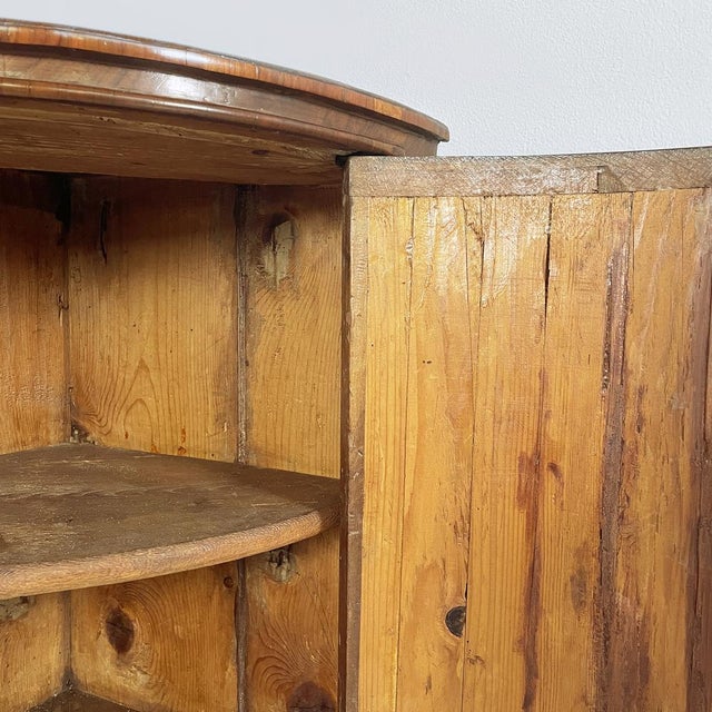 Wood Vintage English Corner Cabinet in Inlaid Wood, 1940s For Sale - Image 7 of 18