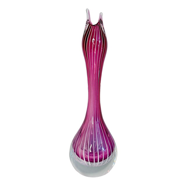 Fuchsia Mouth-Blown Glass Vase with Filigree Threads, Sweden, 1970s For Sale