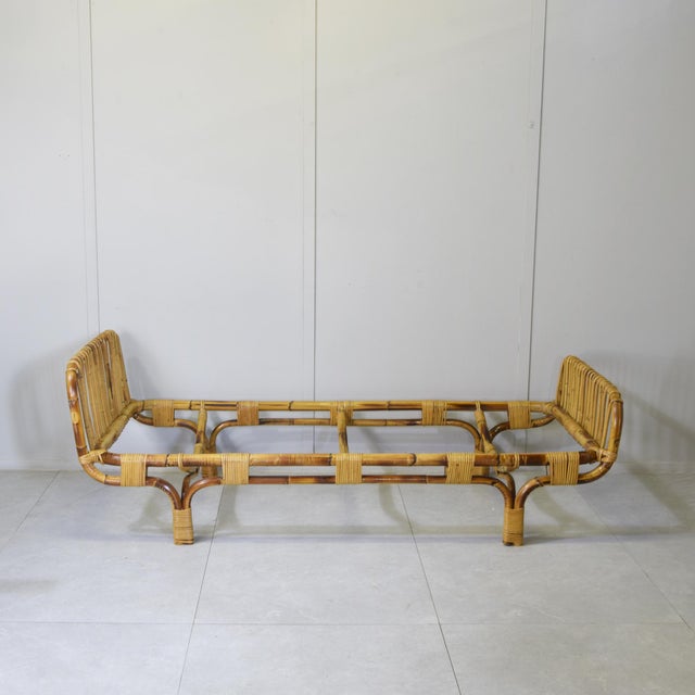 Light Yellow Daybeds in Bamboo and Rattan from Tito Agnoli, 1960s, Set of 2 For Sale - Image 8 of 14