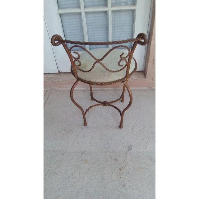 1970s 1970s Hollywood Regency Wrought Iron Tassel Rope Swivel Vanity Chair with Upholstered Seat For Sale - Image 5 of 12