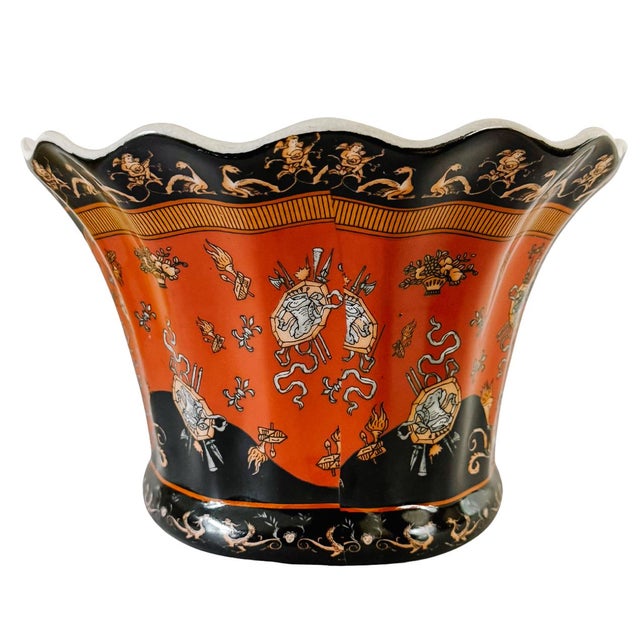 Late 20th Century Late 20th Century United Wilson Neoclassical Scalloped Ceramic Cachepot For Sale - Image 5 of 7