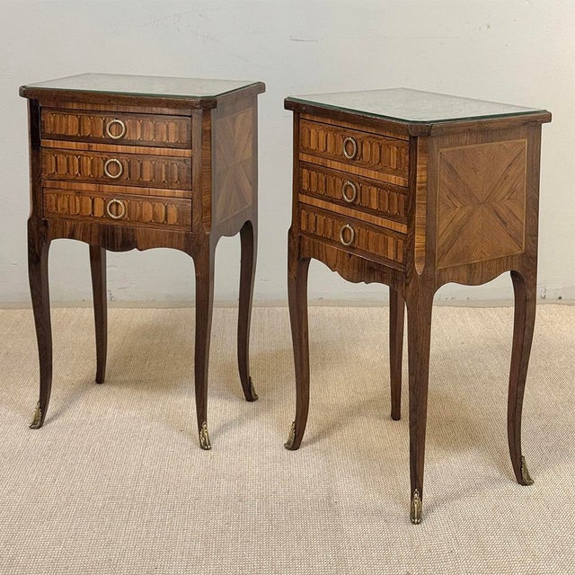 French Pair of French Marble Top Marquetry Side Tables ~ Nightstands For Sale - Image 3 of 18