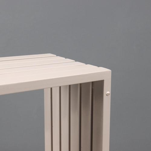 Vintage Display Stands in Enamelled Metal, Italy, 1980s, Set of 2 For Sale - Image 5 of 8