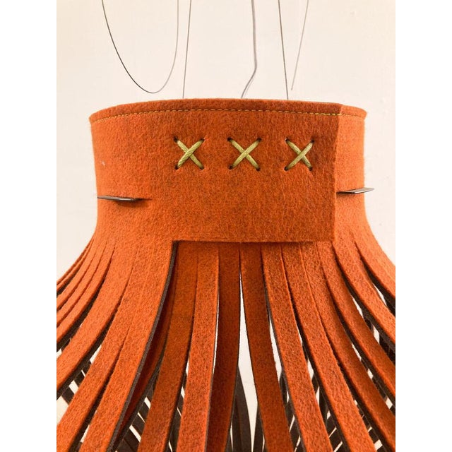 Large felt pendant lamp by Sas Adriaenssens for BuzziSpace Acoustic Lighting - Modern - Circa 2016 Measures : Ø 63cm...