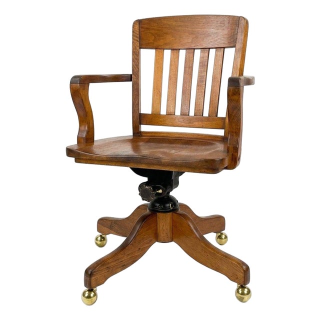 Antique 1920s Solid Tiger Oak Swivel Bankers Desk Chair - Excellent Condition For Sale