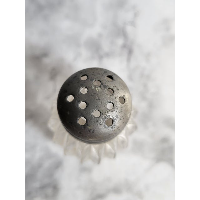 1920s Single Salt Shaker Metal Lid Ribbed For Sale - Image 9 of 9