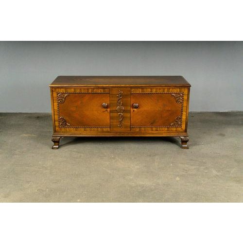 Wood Art Deco Sideboard in Oak For Sale - Image 7 of 18
