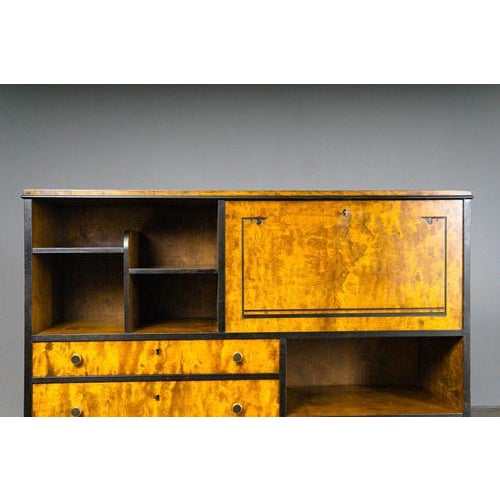 Art Deco Highboard in Birch For Sale - Image 9 of 18