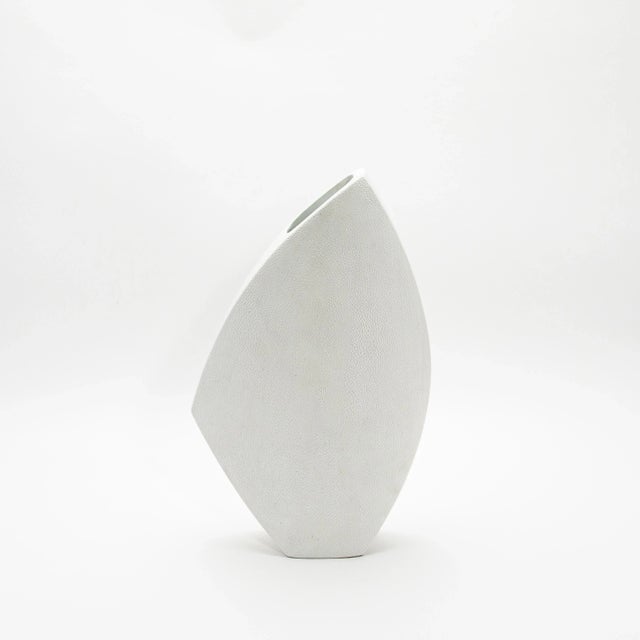 Modern Shagreen Vase by R&y Augousti For Sale In Los Angeles - Image 6 of 12