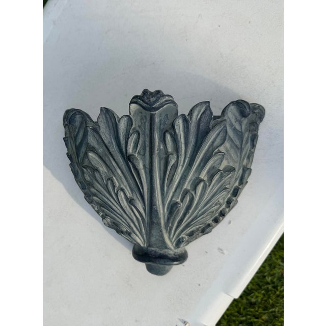 Hollywood Regency Acanthus Leaf Wall Pocket Planter With Verdigris Finish For Sale - Image 3 of 9