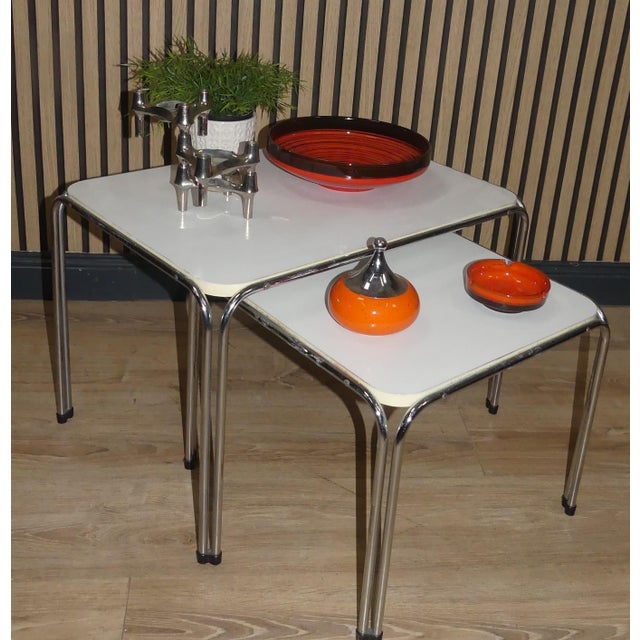 Silver Vintage Nesting Tables in White and Chrome, 1970s, Set of 2 For Sale - Image 8 of 10