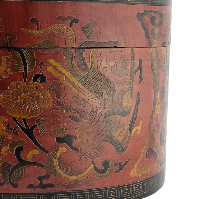 Mid-Century Modern Chinese Lacquer Wedding Hat Box With Dragon & Phoenix Motif (18") For Sale - Image 3 of 11