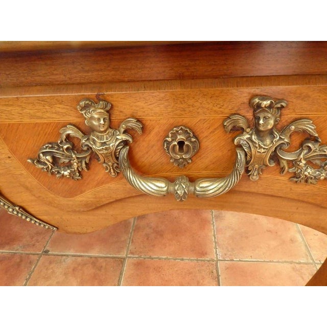 Antique Louis XV Walnut Writing Desk attributed to François Linke, 1920 For Sale - Image 6 of 18