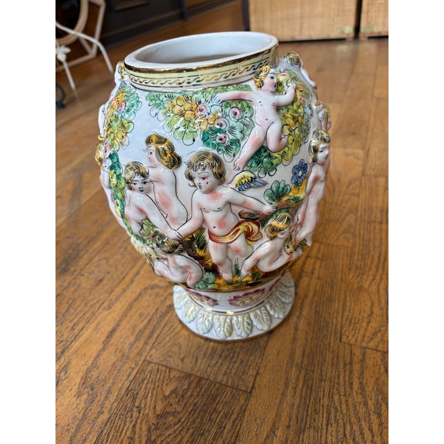 Rococo Capodimonte Urn Decorated With Cherubs For Sale - Image 3 of 8