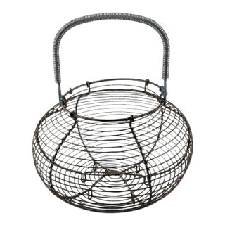 Early 20th Century French Country Hand-Woven Wire Egg Basket For Sale
