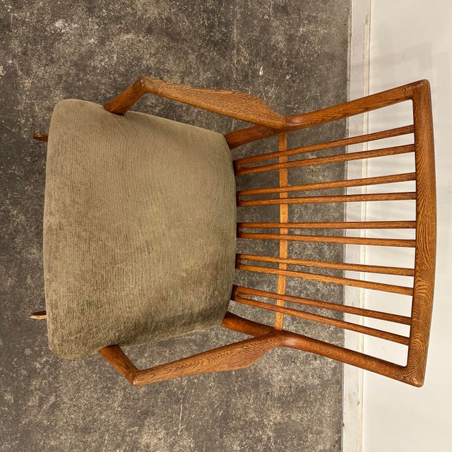 Brown Early Mid Century Modern Hans J. Wegner Rocking Chair Ml-33 For Sale - Image 8 of 12