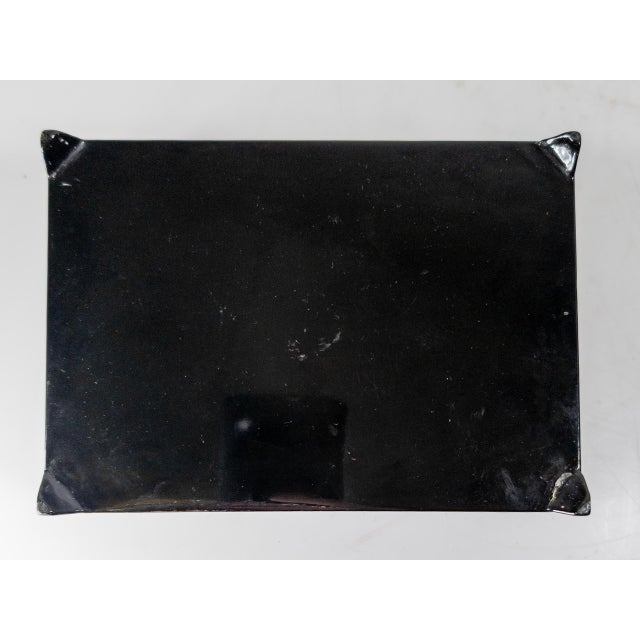 20th Century Russian Palekh School Lacquer Jewelry or Trinket Box For Sale - Image 15 of 16