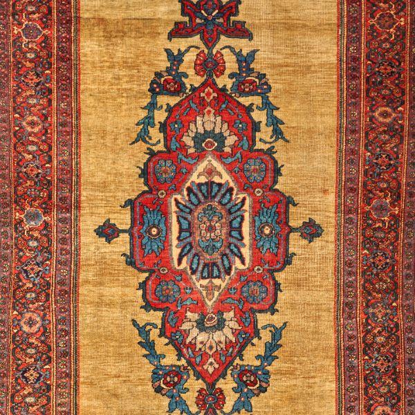 Antique 20th Century Persian Farahan Gold Rug With Ornate Medallion - Rug & Kilim For Sale In New York - Image 6 of 7