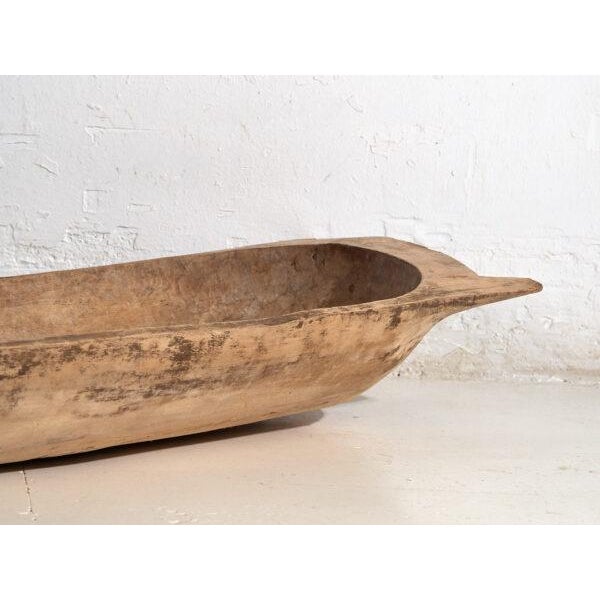 Antique oval bowl (c.1900) Dimensions: Length: 118 cm Depth: 38 cm Height: 15 cmStyle: PrimitiveMaterials and techniques:...