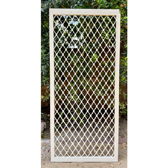 White Mid-Century Architectural Lattice Room Divider Panel For Sale - Image 8 of 8
