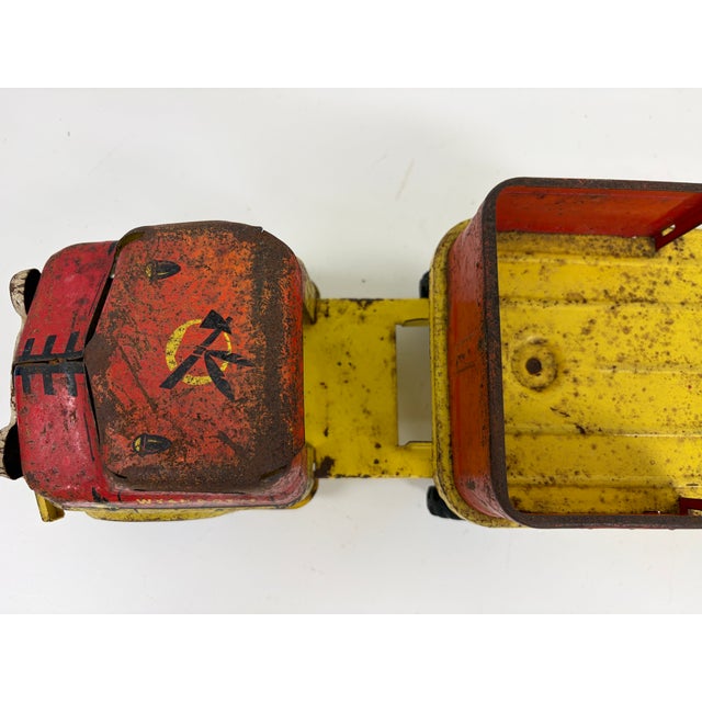 Metal Vintage Wyandotte Chieftrain Lines Pressed Steel Cattle Ranch Toy Truck – 1950s For Sale - Image 7 of 12