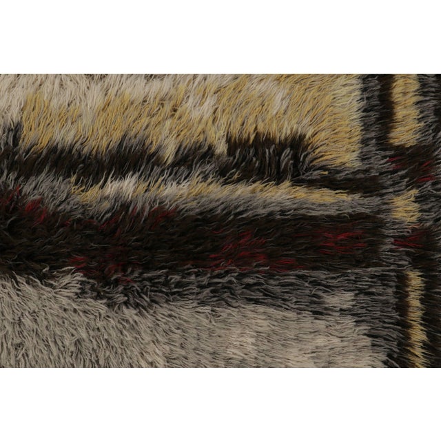 Vintage Swedish Rya Rug With Cream and Gray Geometric Design - Rug & Kilim For Sale In New York - Image 6 of 9