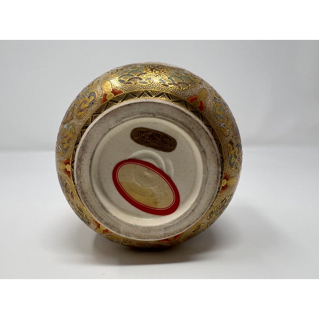 Ceramic Japanese Satsuma Moriage Gilt Karako Scene Jardinière Cup – Early 20th Century Export Art Pottery For Sale - Image 7 of 10