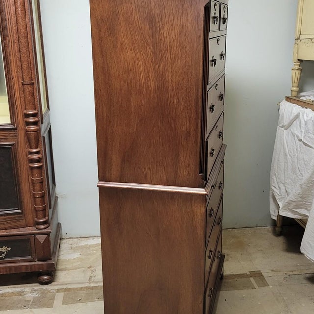 Brown English Georgian Revival Burl Elm Wood Tall Chest With Slide, C. 1900–1920 For Sale - Image 8 of 13