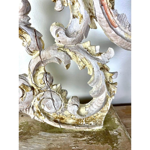 Early 20th Century Pair of 19th Century Italian Rococo Carvings on Wood Bases, Distressed For Sale - Image 5 of 17