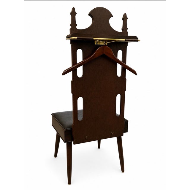 Vintage Pearl-Wick Spanish Revival Gentleman’s Valet Chair With Hidden Storage & Clothes Hanger For Sale - Image 4 of 12