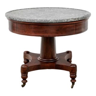 Early 19th Century American Federal Period Boston Classical Mahogany Center Table For Sale