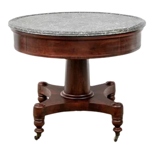 Early 19th Century American Federal Period Boston Classical Mahogany Center Table