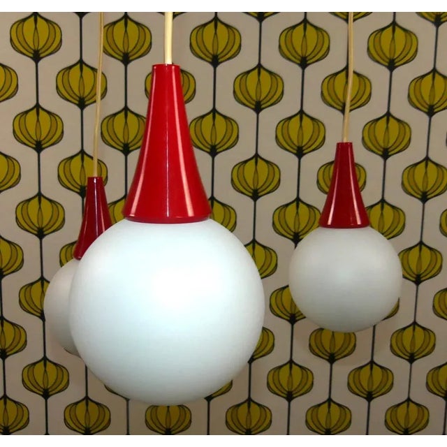 Plastic Ball White and Red 3 Flame Frosted Glass Cascade Lamp For Sale - Image 7 of 13