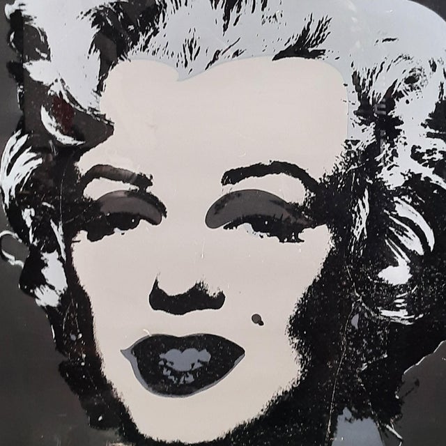 Up for sale is the famous marilyn monroe silkscreen print (after andy warhol) in the refined and sophisticated monochrome...