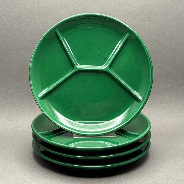 Italian Vintage Italian Emerald Green Ceramic Divided Fondue Grill Plates Set of Four For Sale - Image 3 of 8