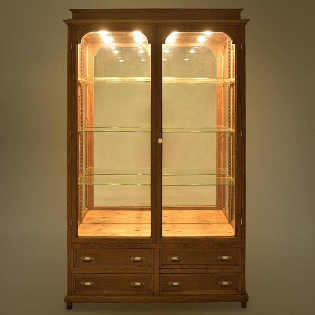 Art Deco Display Cases, Set of 2 For Sale - Image 3 of 13