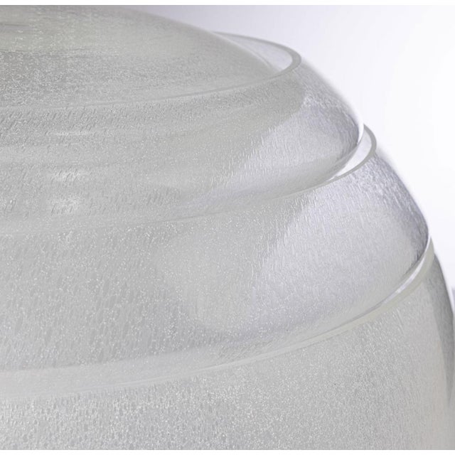 AVMazzega Sfera LT328 Table Lamp in Pulegoso Murano Glass by Carlo Nason for Mazzega, 1980s For Sale - Image 4 of 6