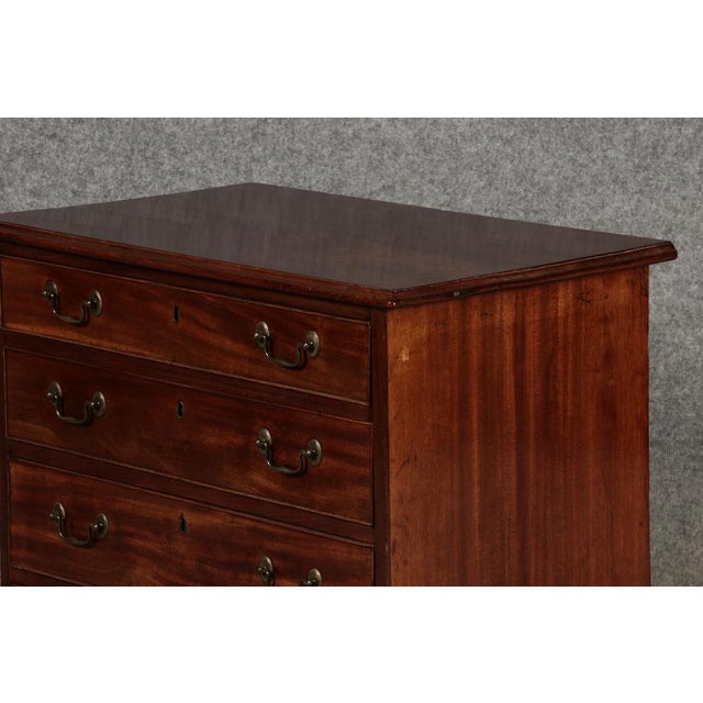 Purple Small English Chest of Drawers, Late 19th Century For Sale - Image 8 of 18