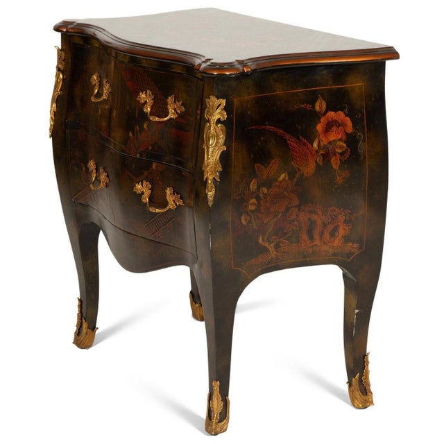 Pair of English Chinoiserie Two-Drawer Nightstands. 20th Century. For Sale In Los Angeles - Image 6 of 9